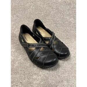 Terrikat Womens Black Leather Cross Strap Mary Jane Loafers Size 7.5